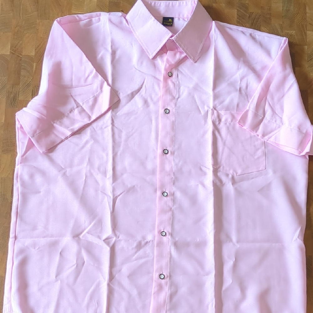 Men's Pink Short Sleeve Shirt